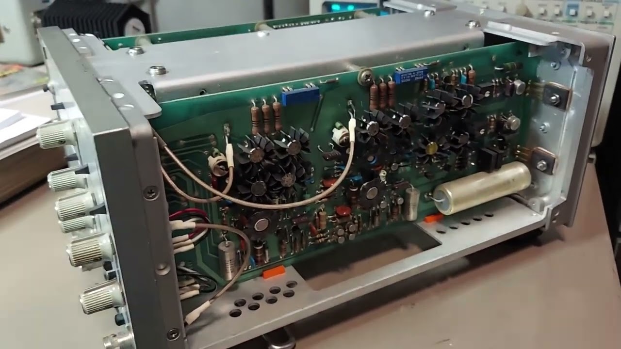 HP 8013B Pulse Generator