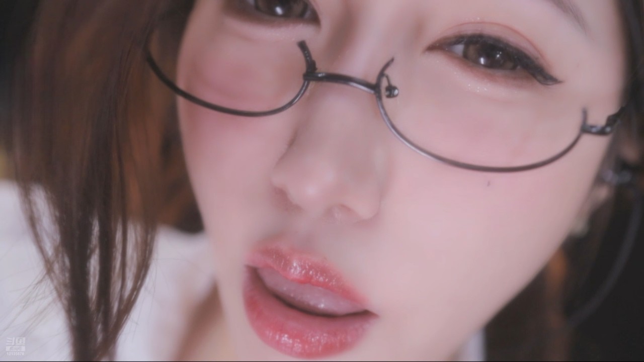 【小一熟了吗 ASMR：顏面特化系列-7】| 眼镜反差 | 全程高能版 | Super Close Cam Whisper & Pure Mouth ASMR Mommy Girlfriend
