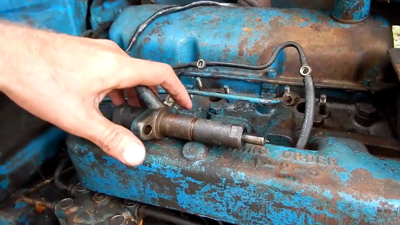 Ford 2000 Tractor Install Fuel Injectors