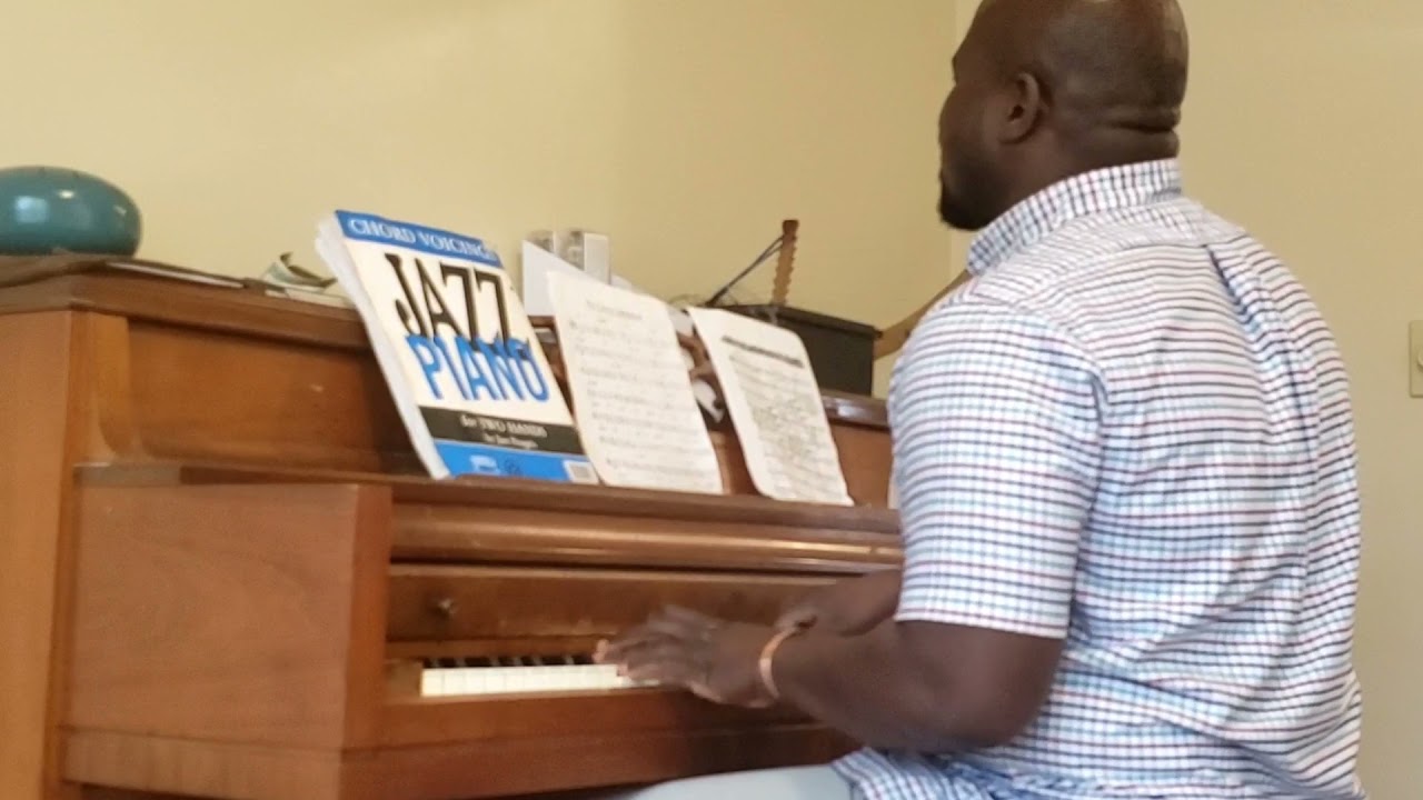 Ghana praise classic - Agya mebo mmrane (Aye aye Aye)