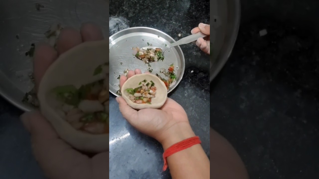 Day-18 Of 30 days Paratha Challenge|Pyaj Tamatar ka Paratha 