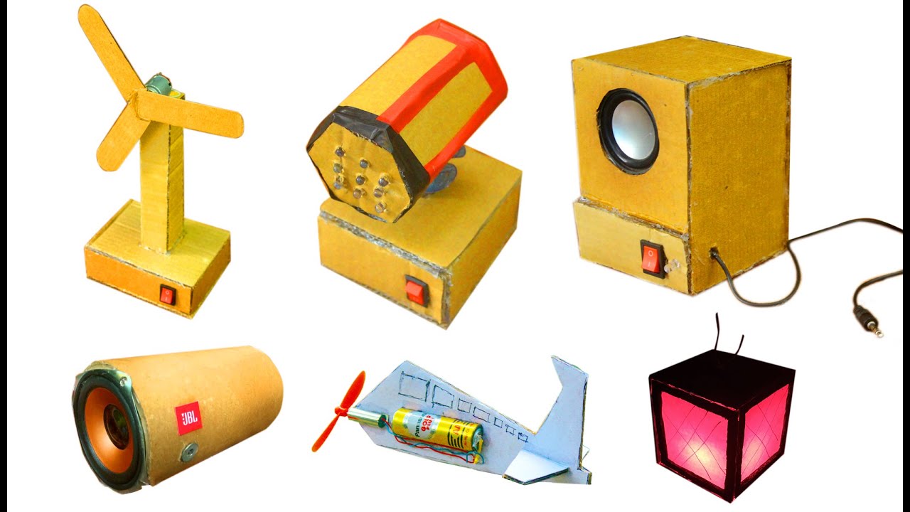 6 items made of cardboard