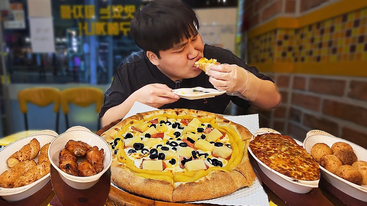 일끝나고 피자스쿨 치즈피자에 토핑 7가지 넣고 사이드메뉴 크림치즈꽈배기,치킨윙스틱, 스파게티,치즈볼 싹다시켜서 먹방!! [ Pizza Mukbang ]