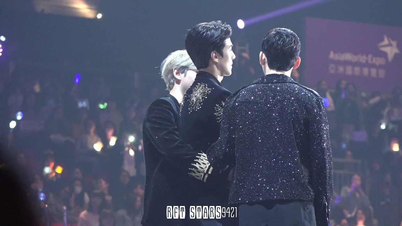 [4K] 171201 MAMA EXO 엑소 세훈 SEHUN 올해의 앨범 수상 소감 with 백현 종대 종인 Album of the year @ 2017 Mnet HONG KONG