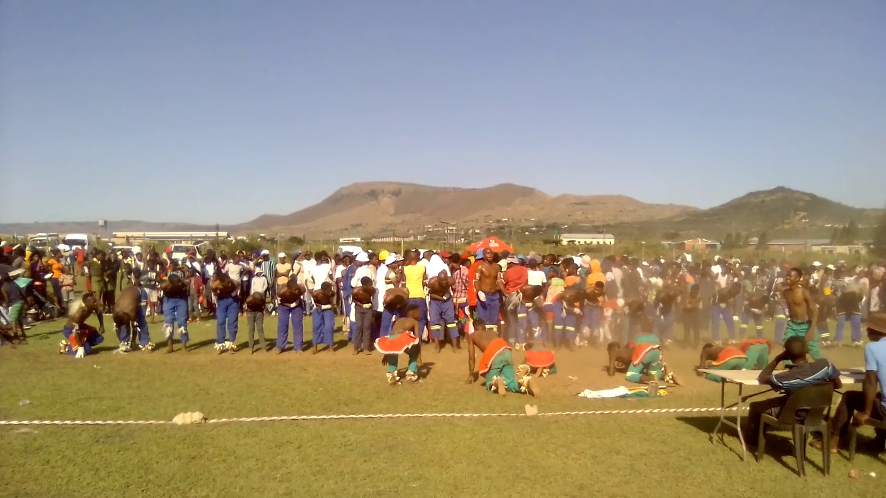 Ingoma yabhaca.... Amasosha