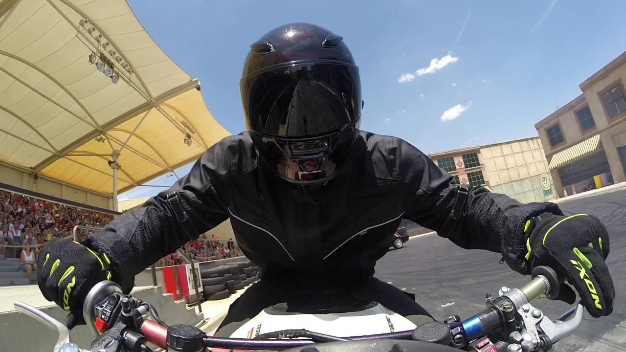 Loca Academia De Policía Parque WARNER Gopro
