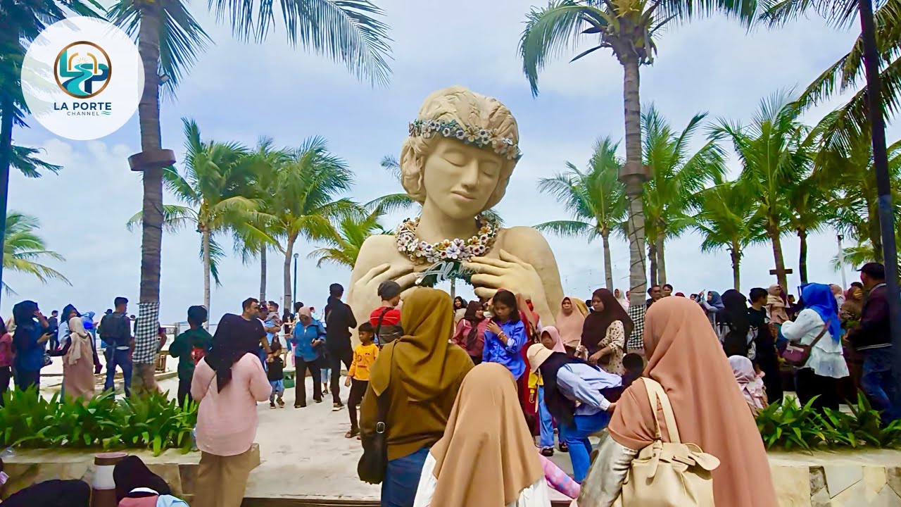 Pantai Pasir Putih Aloha PIK 2 Ramai Banget 