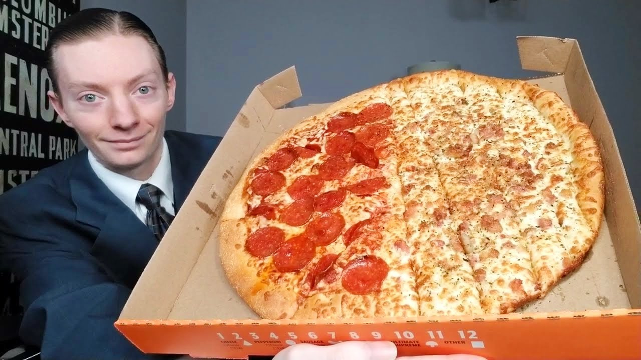Обзор НОВОЙ пиццы с беконом Slices-N-Stix от Little Caesars!
