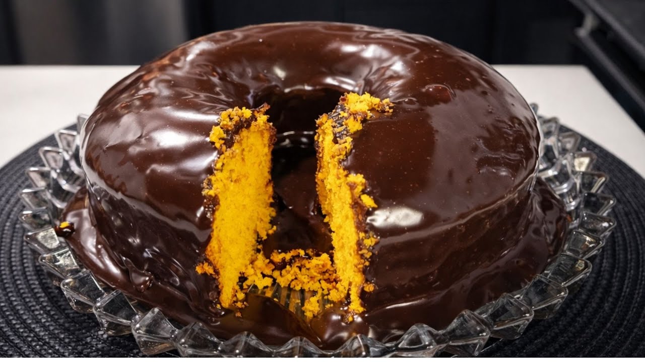 BOLO DE CENOURA COM BRIGADEIRO DELICIOSO E FÁCIL