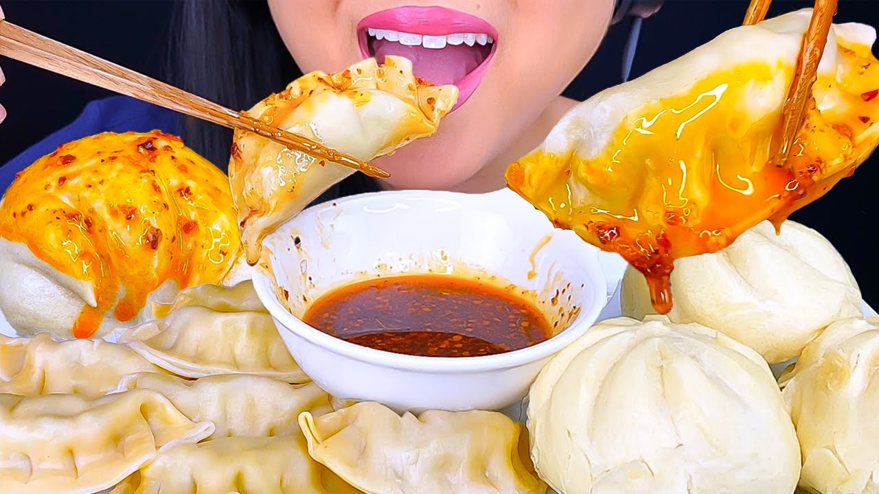ASMR DUMPLINGS & BBQ PORK BUNS DIPPED IN CHILI OIL #asmr #food #mukbang