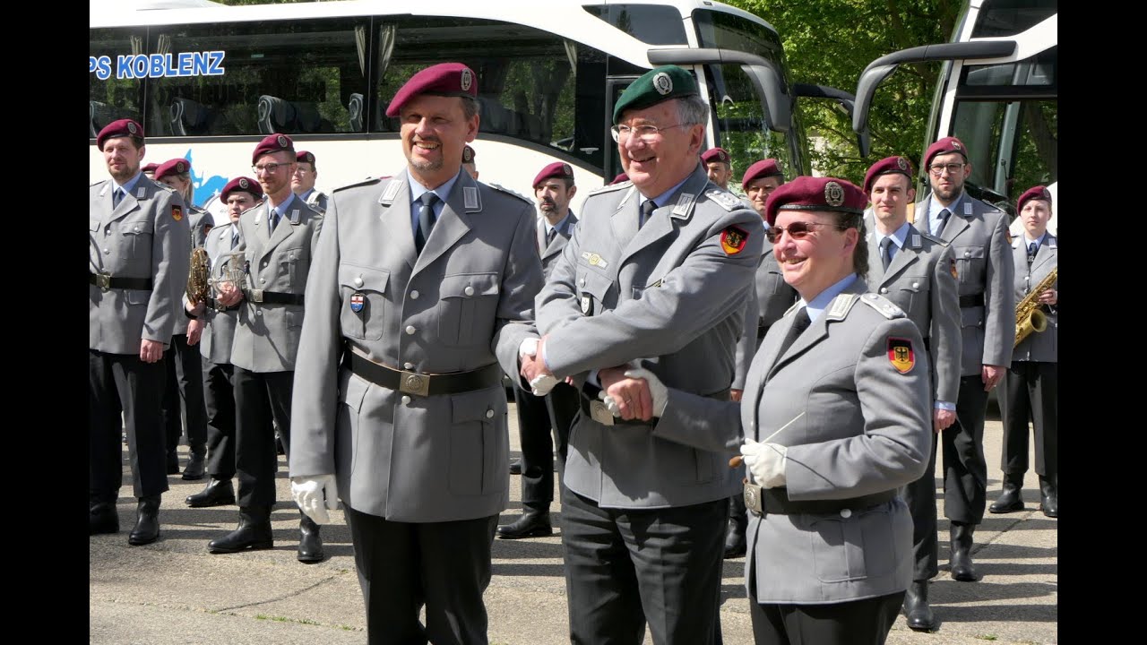 Heeresmusikkorps Koblenz Übergabe Schütz-Knospe zu Kolodziej