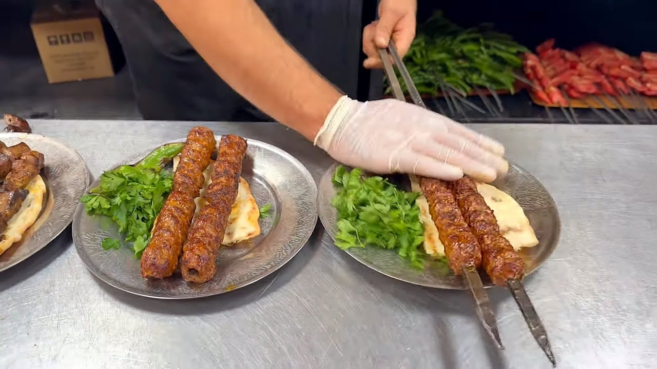 Amazing! - The Most Famous Kebab Master - Turkish Street Food