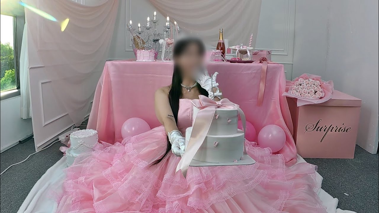베트남에서 구할 수 없는 미모의 모델을 섭외했습니다