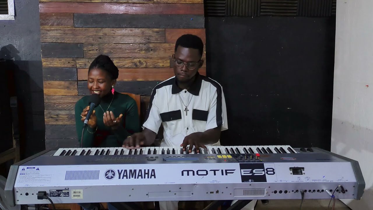 Let’s Worship: Yaya by Dena Mwana (In French) | Jesus Praise