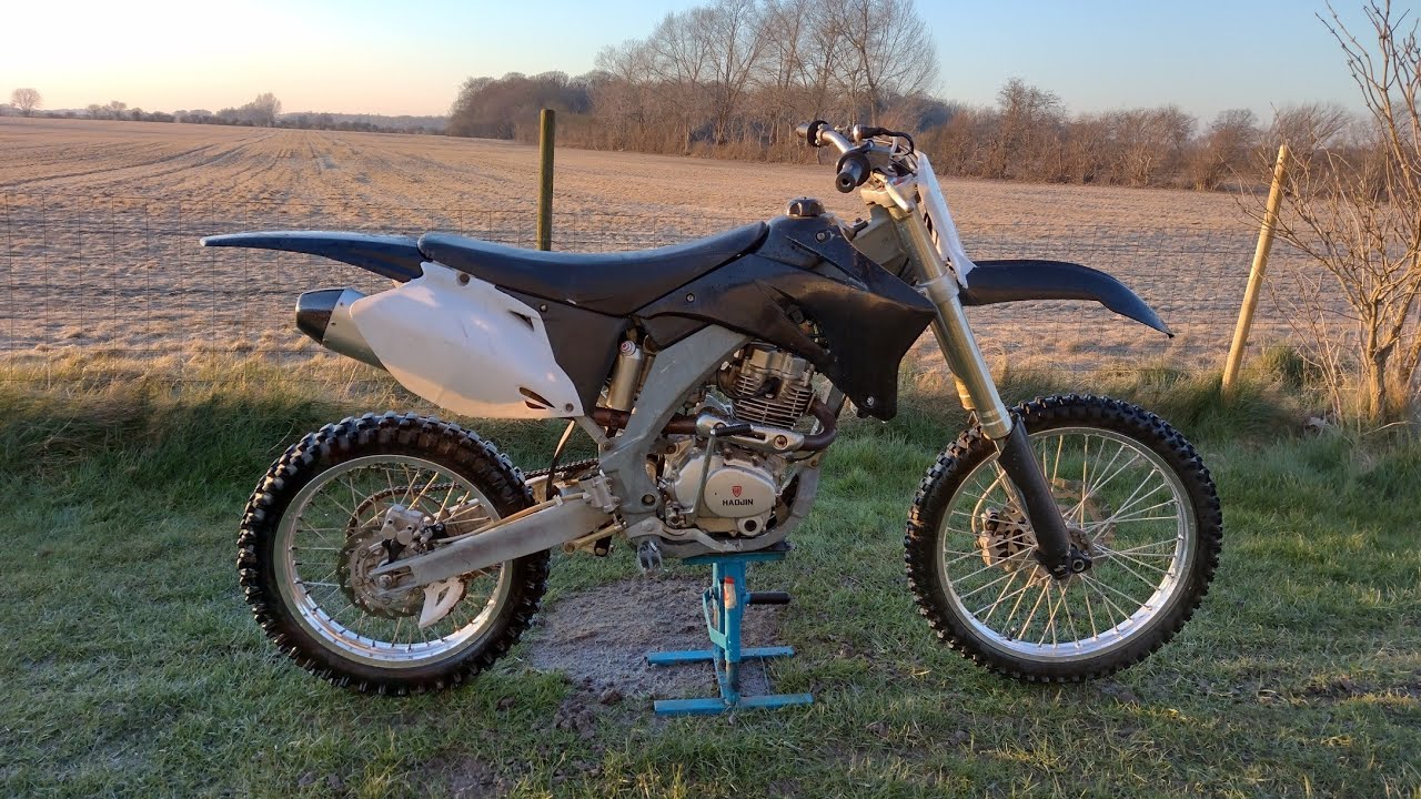 Test de l'extr&ecirc;me MotoCross chinoise a 400&euro;! Je suis surpris...