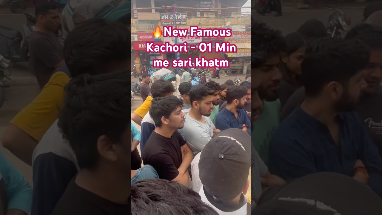 Alwar Ki Famous Kadhi Kachori-Control Room Alwar-Street Food of Rajasthan-Lambi Line Everyday 🔥🇮🇳