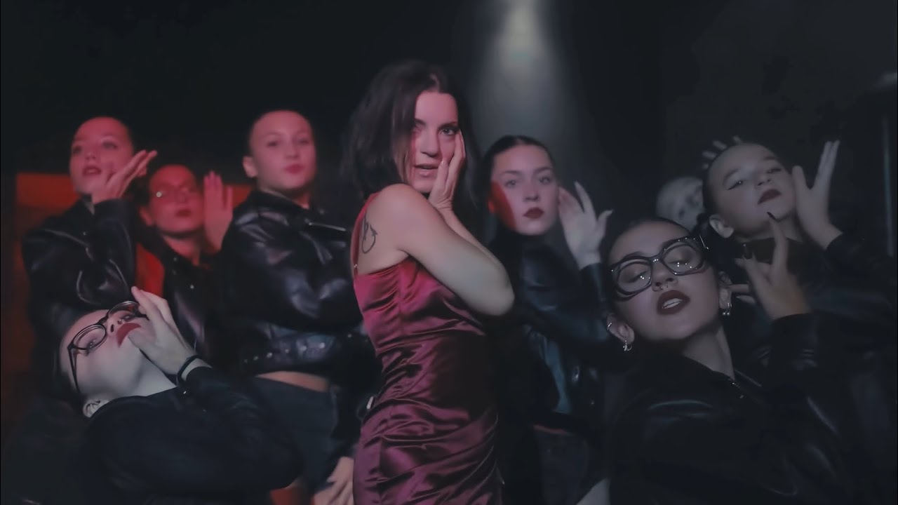 Angela Costabile - Lento (Official Video)