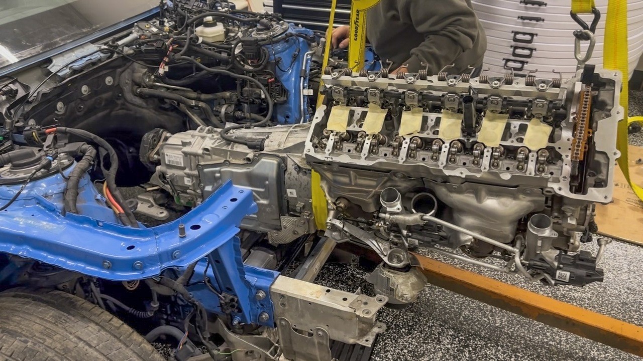 BMW M4 S55 Engine Assembly Part 1