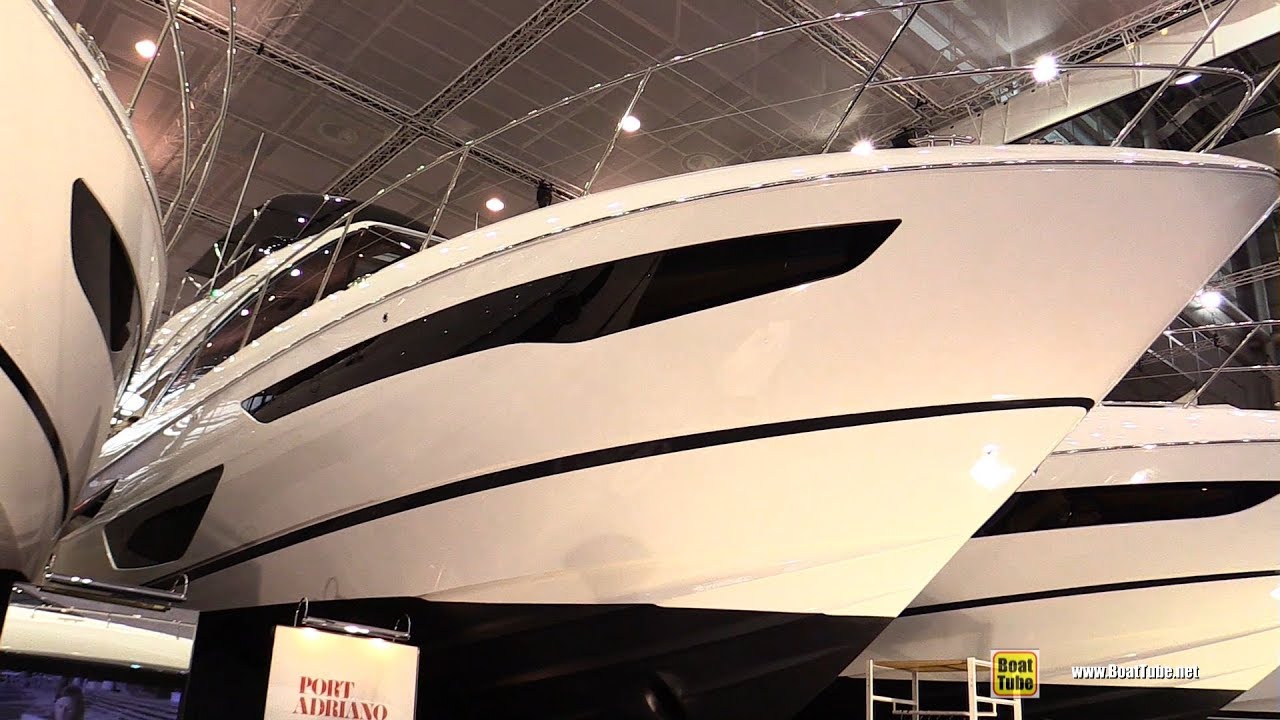 2018 Princess S60 Luxury Motor Yacht - Walkaround - 2018 Boot Dusseldorf Boat Show