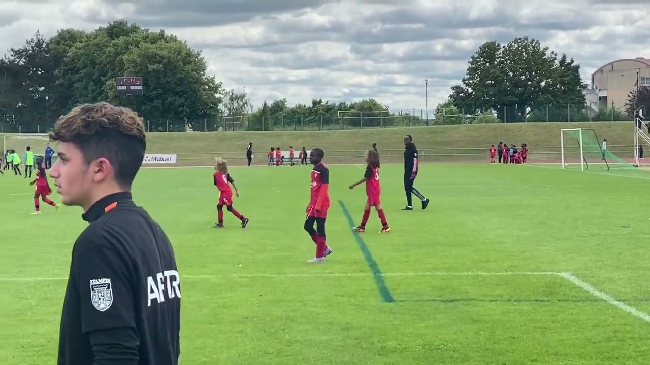 Ris Orangis - FC Etampes U10/U11 | 1-1 | Tournoi Etampes. Jeudi 26 mai 2022