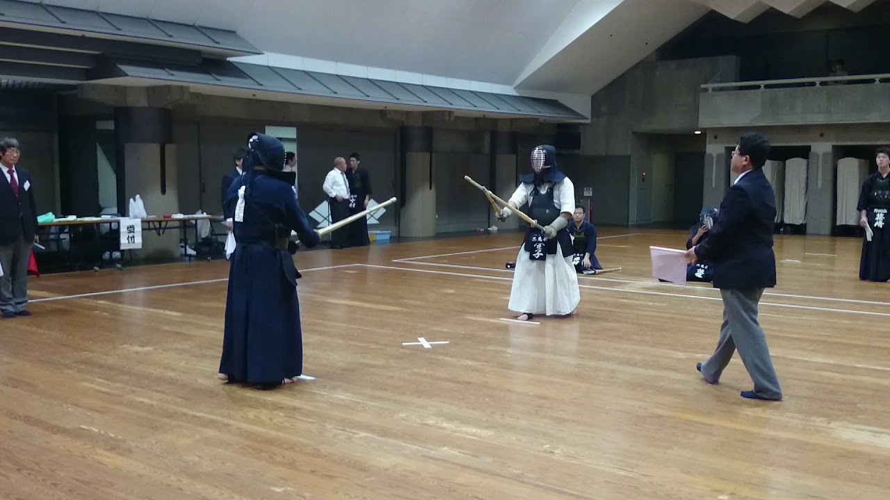 連盟大会準決勝  金子氏ボコられる　剣道二刀流　kendo nitoryu kill them all