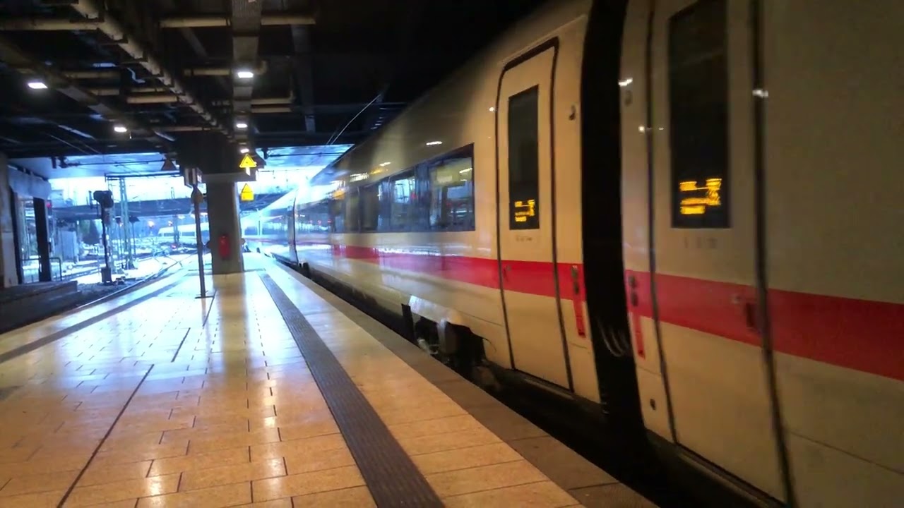 ICE 4 Einfahrt Hamburg Hauptbahnhof 