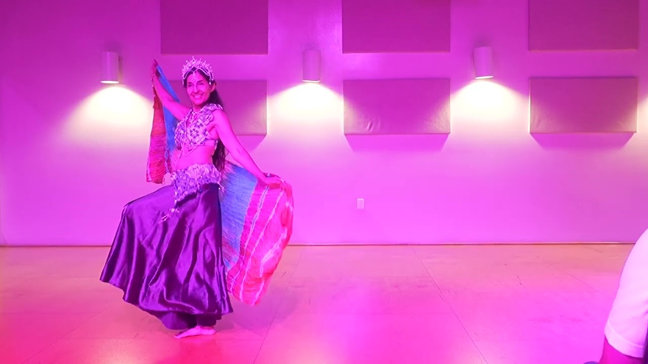 Serenity bellydance Rhaqsira performance :)