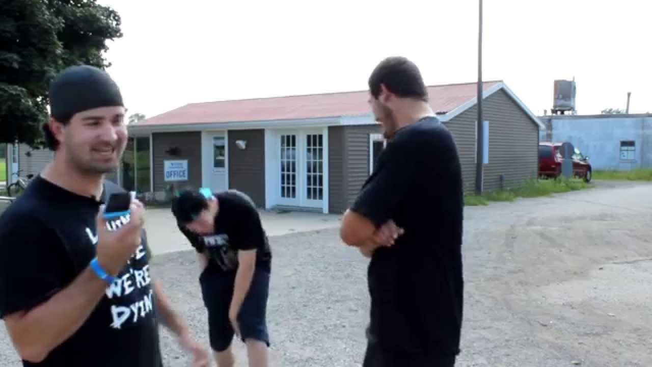 I offer to pay if strangers will go skydiving with me... THAT DAY!
