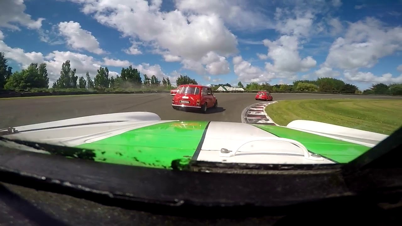Pre65 - MG Classic - Race 2 - Handicap start - Errol Hamley
