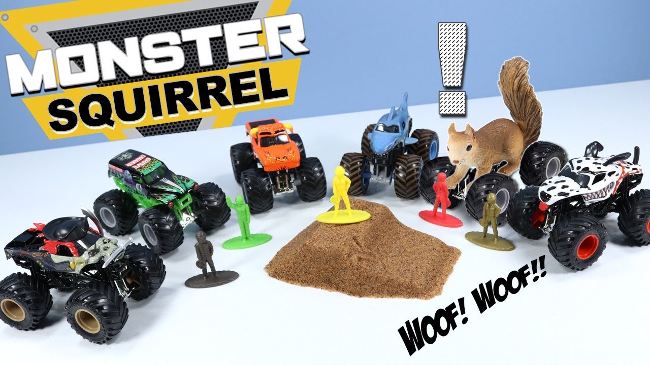 Monster Jam Trucks and Monster Dirt Starter Set 2019 Spin Master Toys