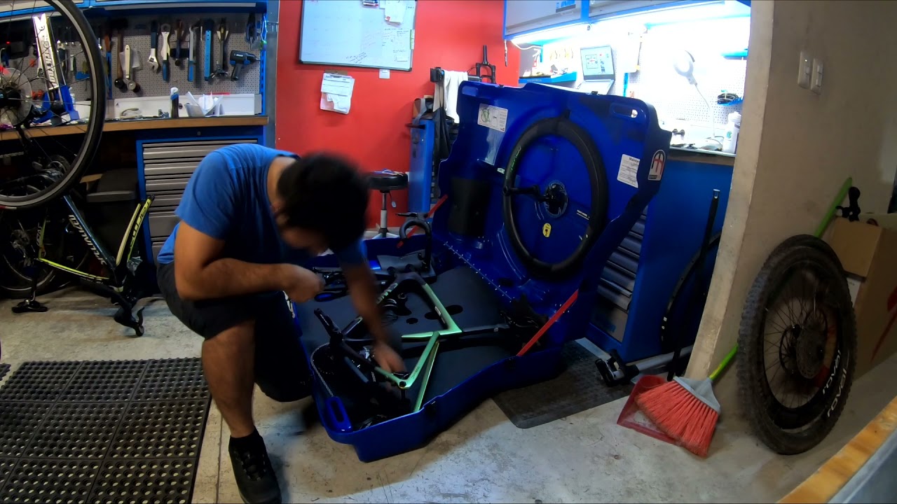 How to Pack A Tarmac SL7 Sagan Collection Bike Into An Aero EasyFit BikeBox Alan