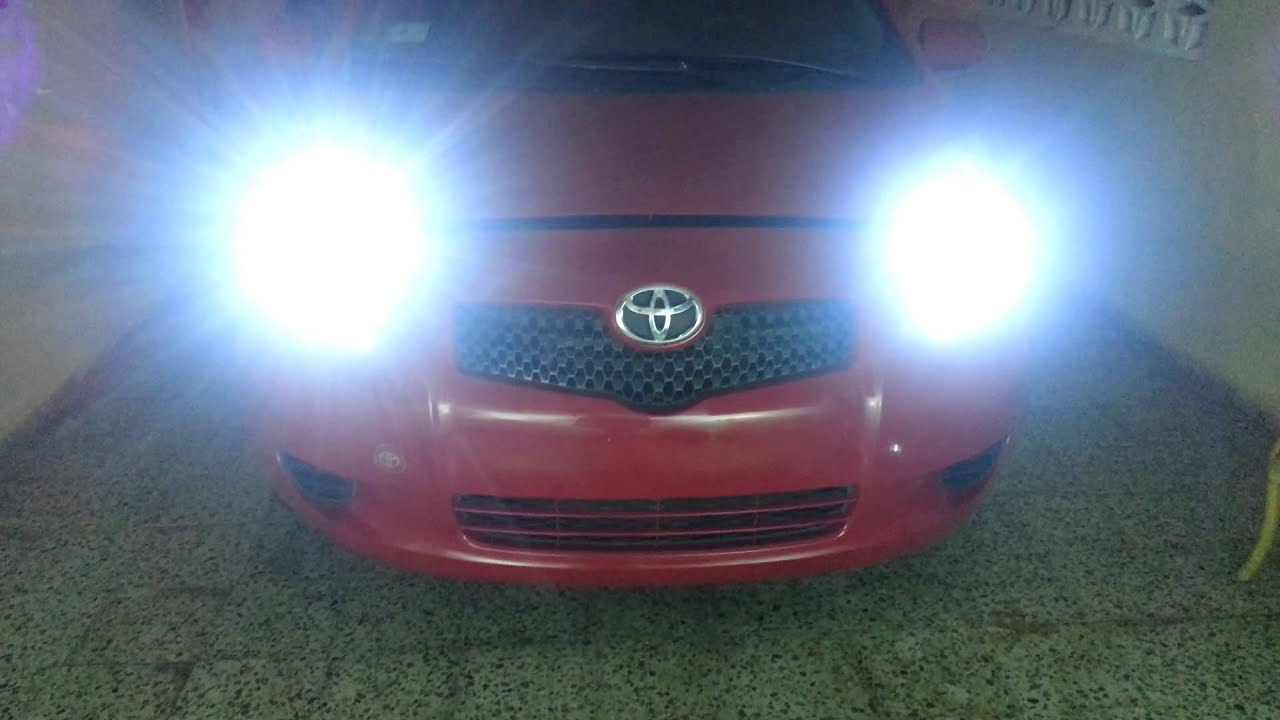 Luces HID xenon 8000k en toyota yaris 2007