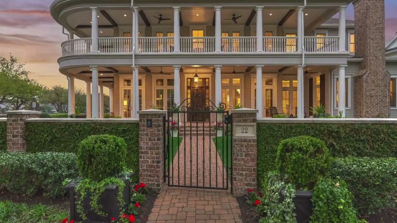Entertainer's Dreams: Luxury Homes for Sale with Spacious Layouts