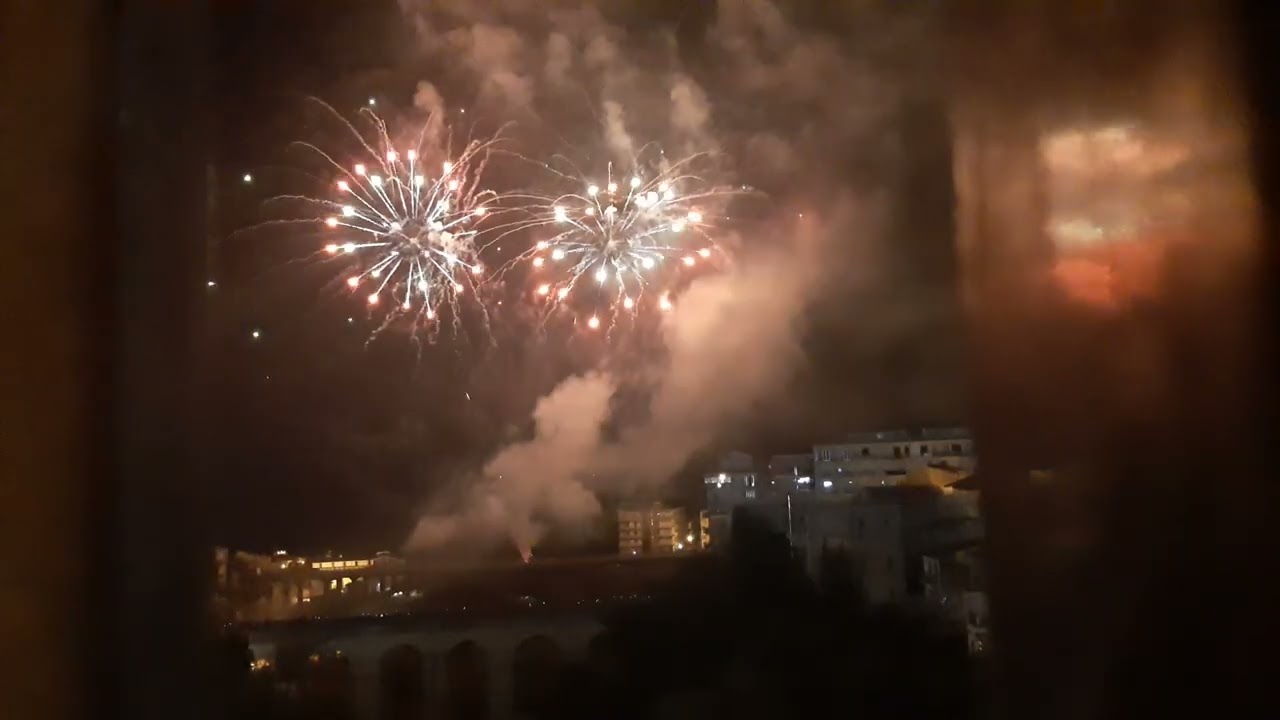Ragusa - San Giovanni 22 - Fuochi conclusivi Pirotecnica iblea di Lorenzo Massari