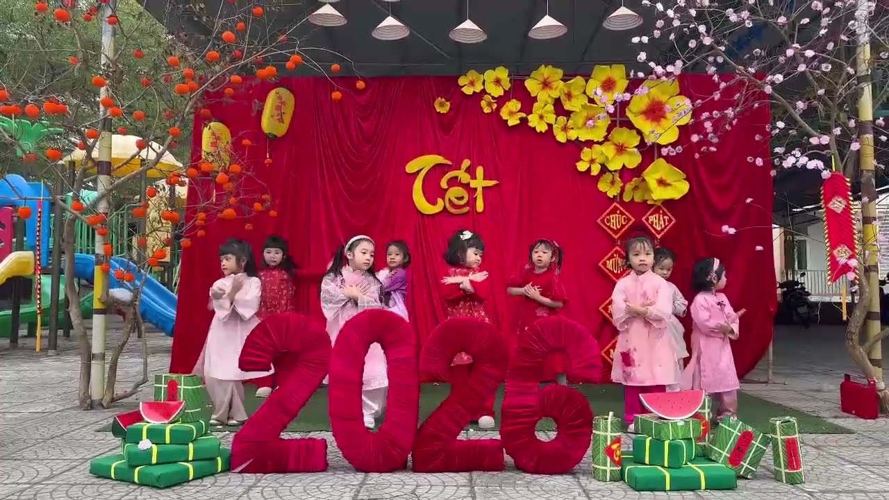 Đội nhảy Ngọc Anh chào xuân 2026