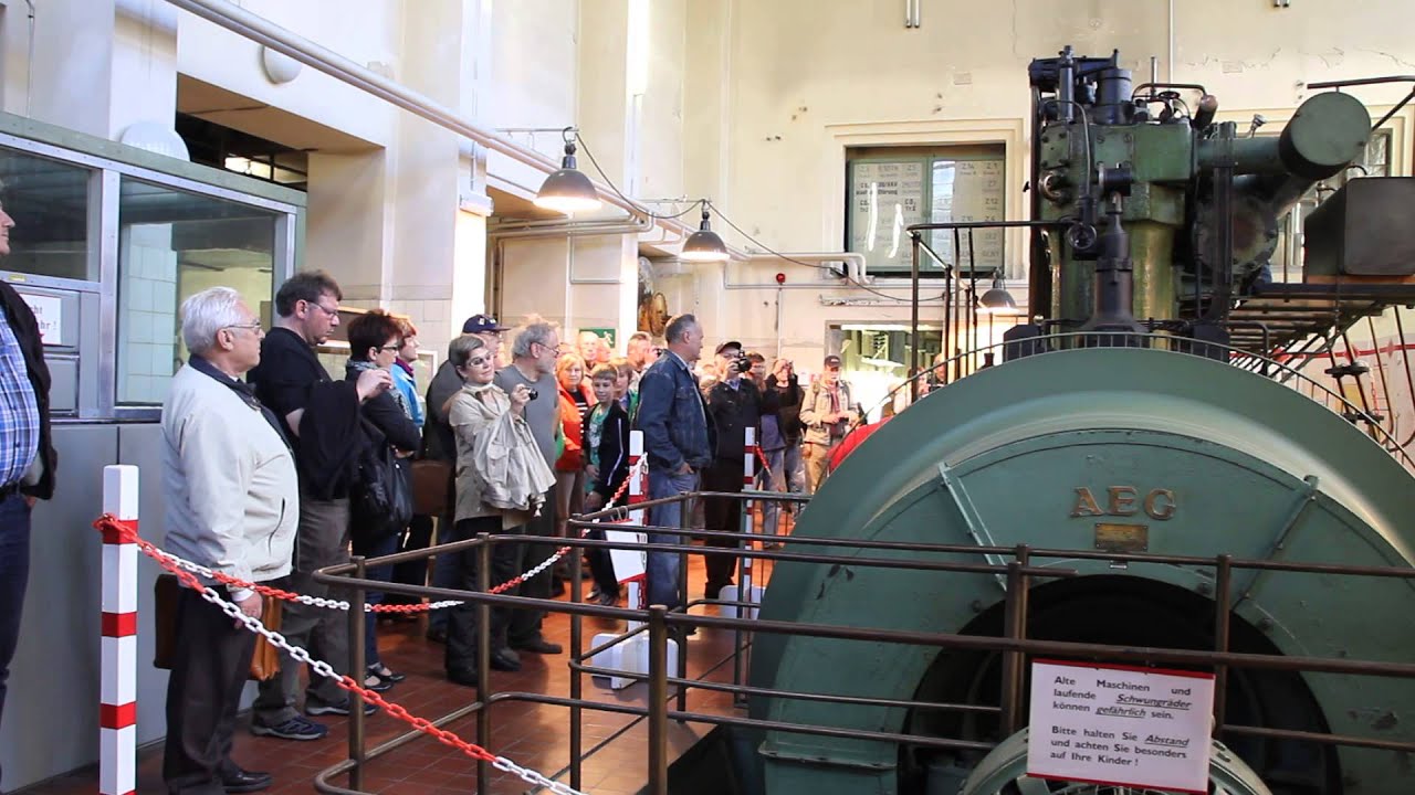 Notstromaggregat in Aktion im Sender-  und Funktechnikmuseum Königs Wusterhausen