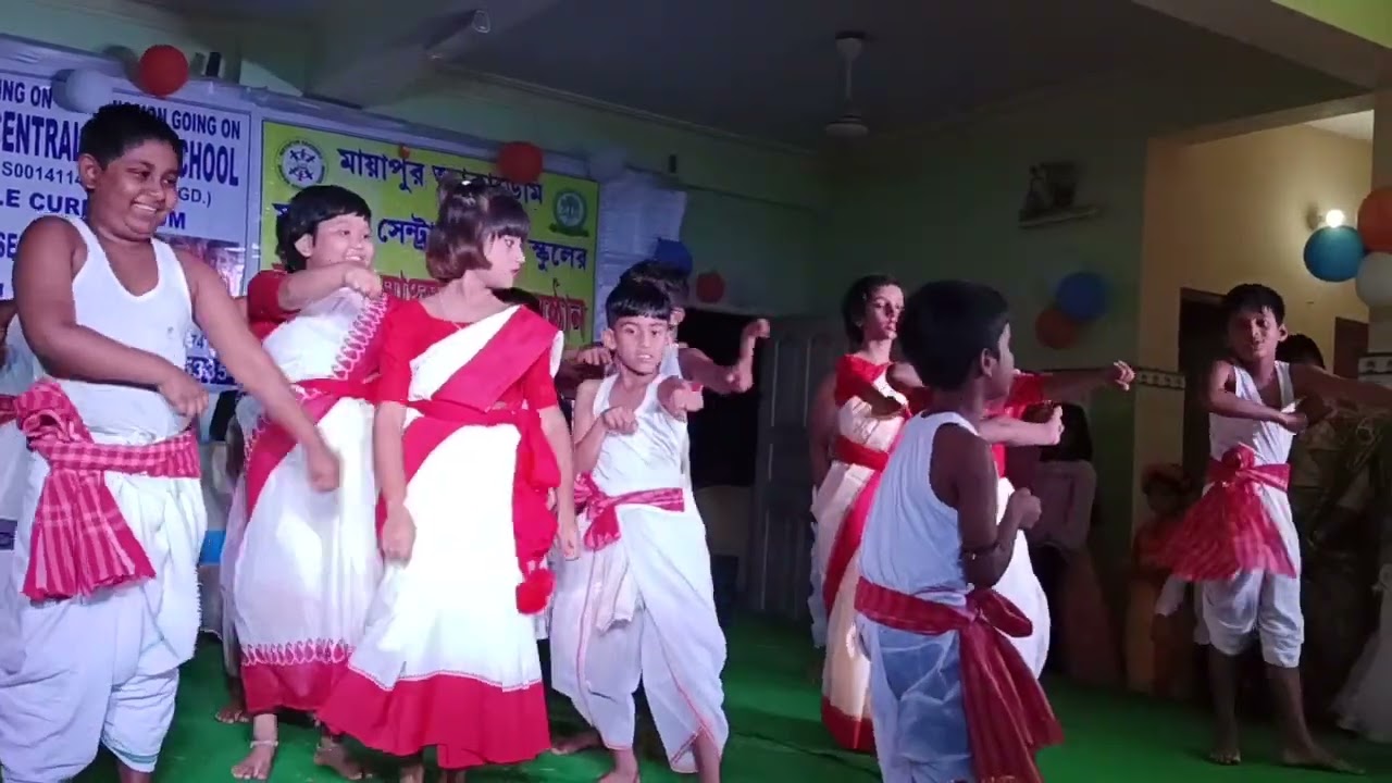 ব্রতচারী গান।  চল কোদাল চালায় ভুলে মানের বালায়