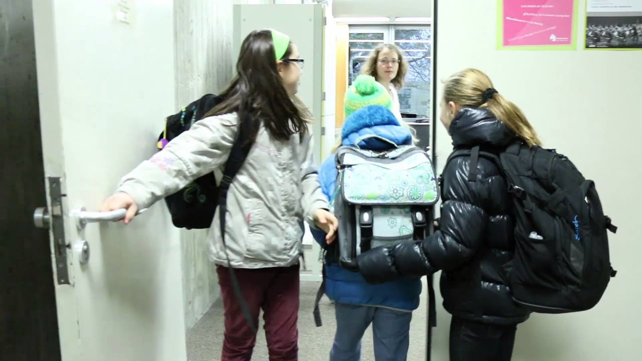 Überfüllte Schulbusse ins Ulmer Schulzentrum Kuhberg