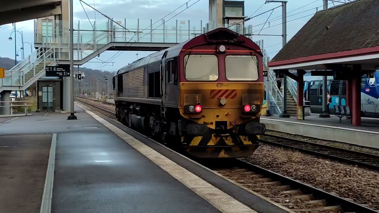 Fret, HLP, TER et VIGIRAIL Trafic intense à la Gare d'Elbeuf-St-Aubin 21/03/2023