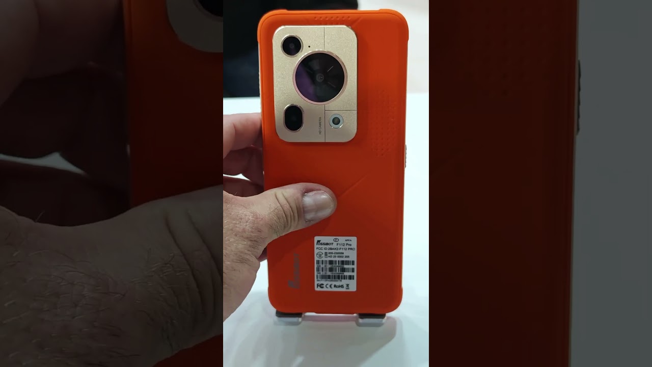Fossibot &ndash; pancerne telefony na każde warunki!