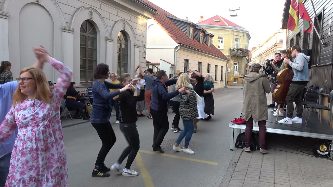 Antans su pačia. Lietuvių tautos šokiai Zamenhofo gatvėje. Domeikavos SERBENTĖLĖ. Kaunas 2021 09 06