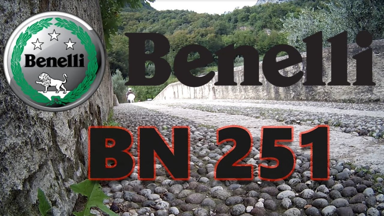 BENELLI BN 251 - La nuova naked Benelli da 250 cc : sopra il lago di Garda
