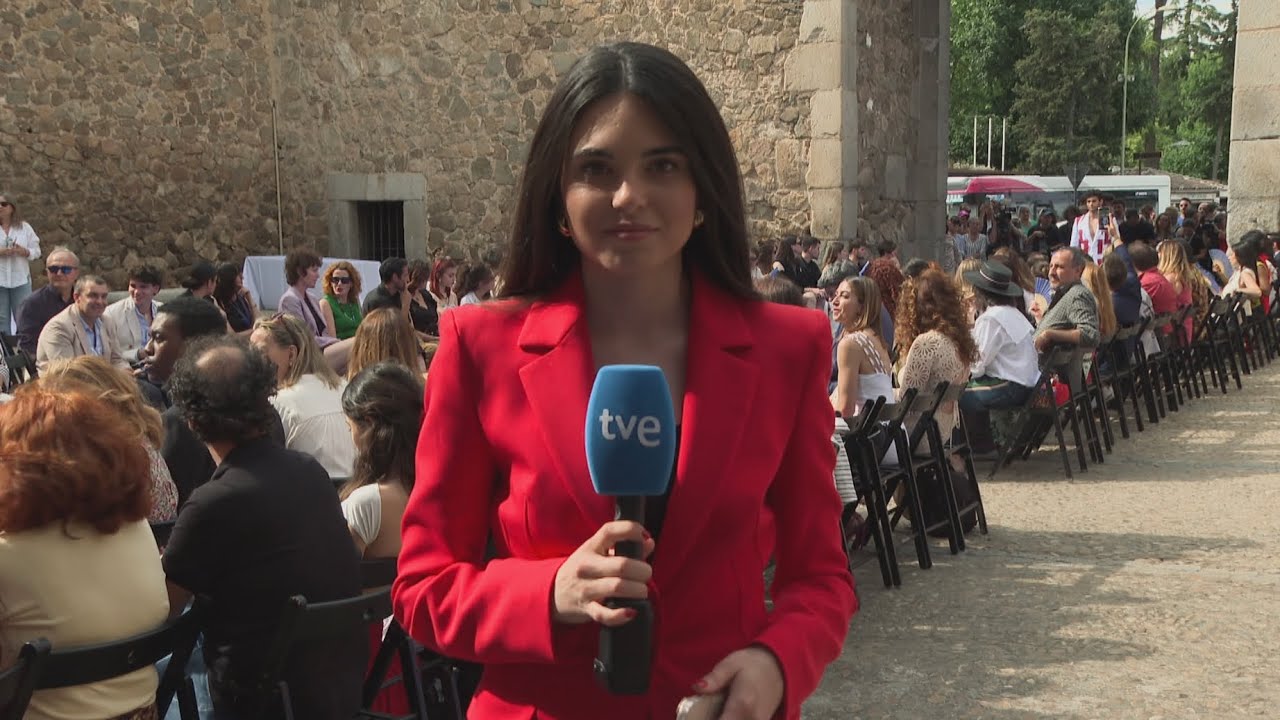 VIDEOBOOK | ELISABET SIERRA 
