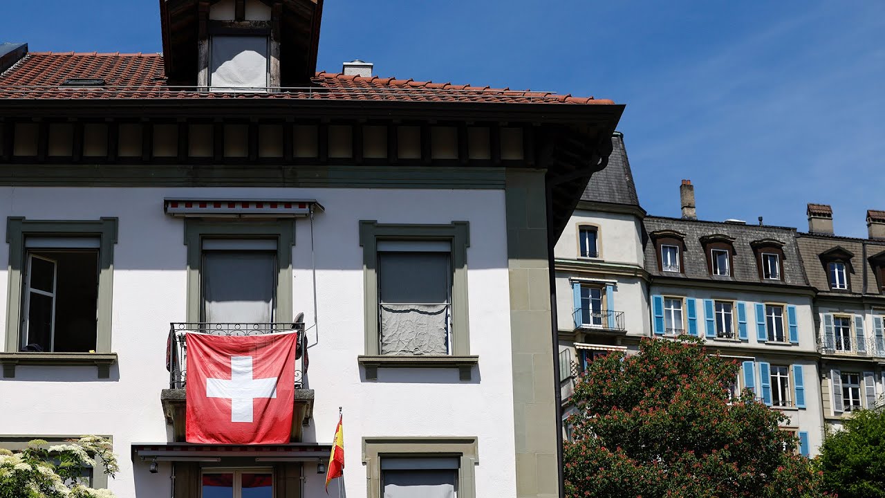 Switzerland Narrowly Rejects Proposal to Cap Population at 10 Million