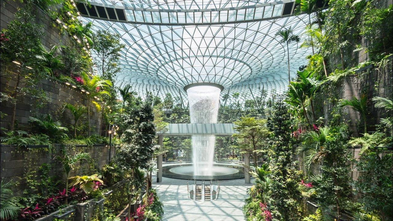 The JEWEL Changi Airport, Singapore🇸🇬#jewelsingapore#jewel#singapore#traveller#india#changiairport