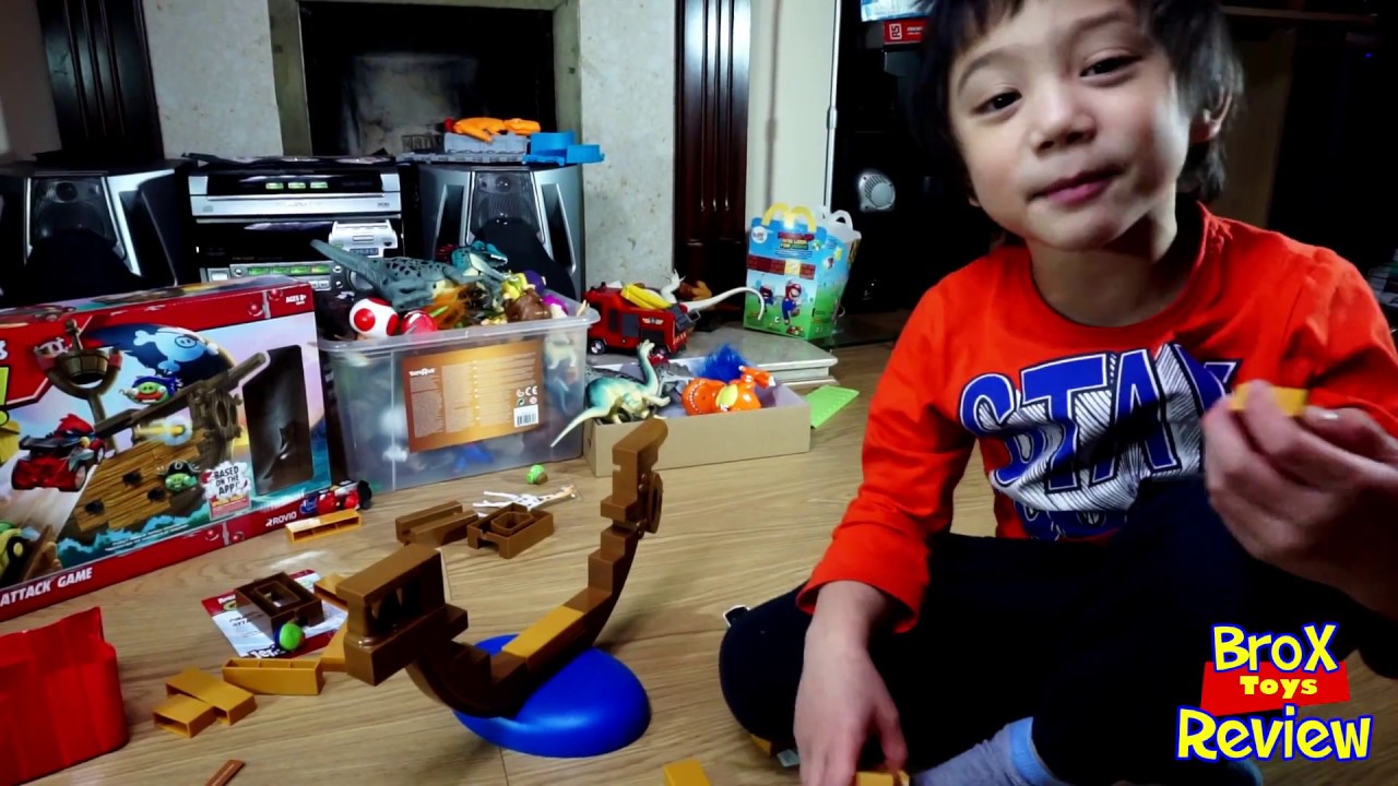Angry Birds Go Jenga Pirate Pig attack game palytime