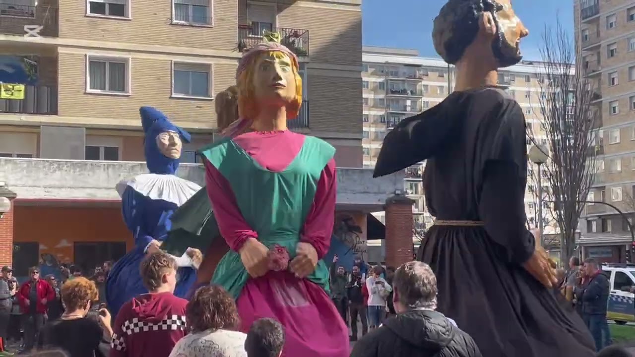 Gigantes san Jorge día del bar Paybi 2025