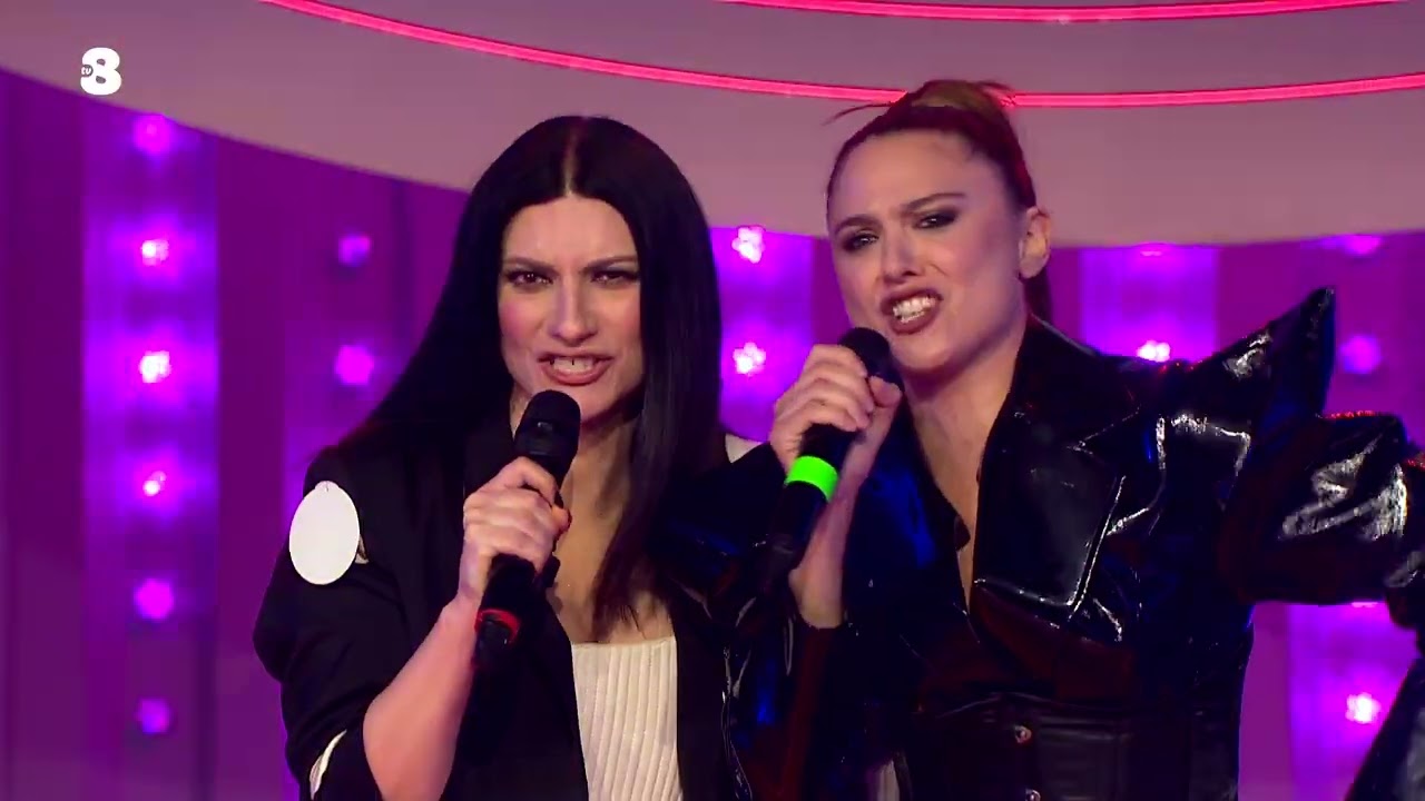 GialappaShow St. 4 - Laura Pausini canta con Annalaisa Mon Amour sulle note di Solitudine