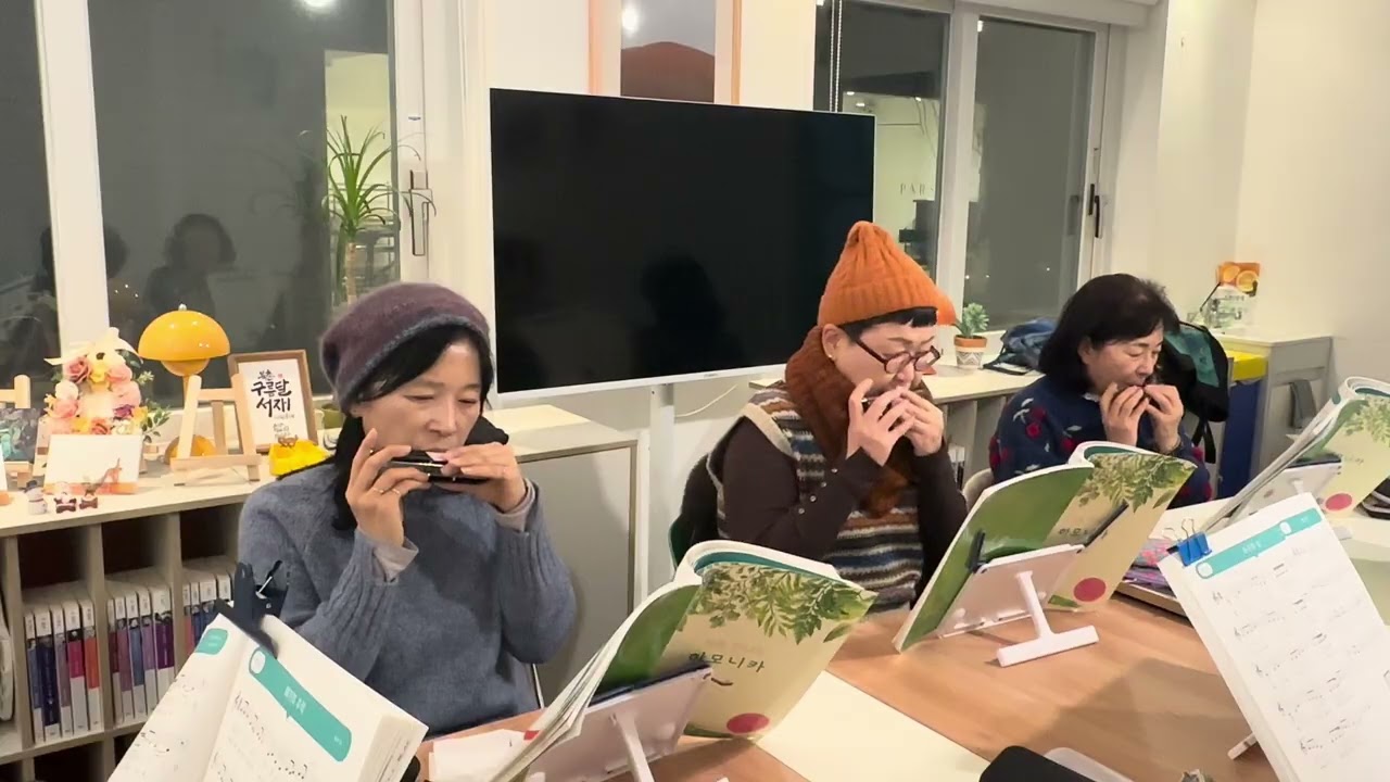 북촌하모니카 : 그옛날에, 생일축하, 과수원길, 매기의추억