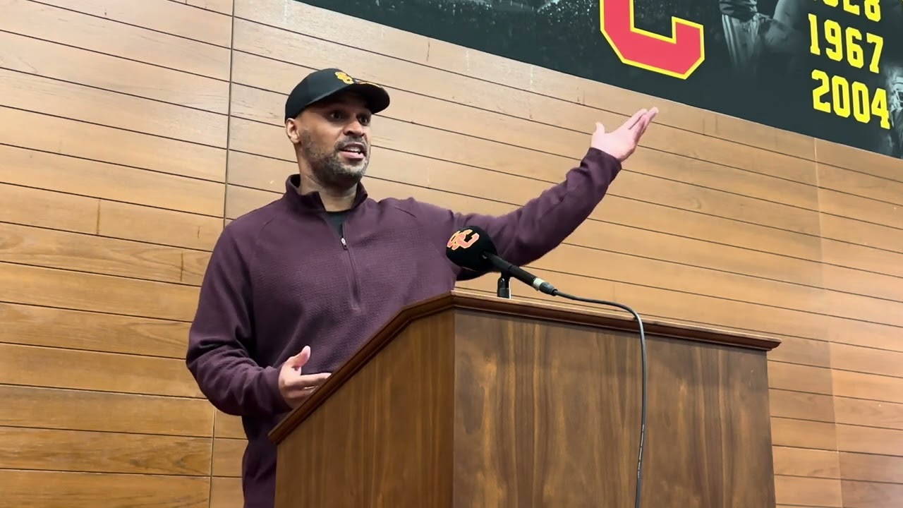 USC defensive coordinator D&rsquo;Anton Lynn press conference (Feb. 15)